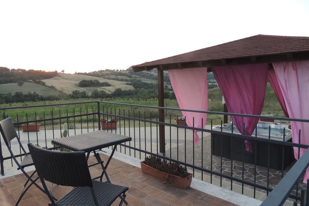 Agriturismo Il Cavallino Saturnia Semproniano Luaran gambar